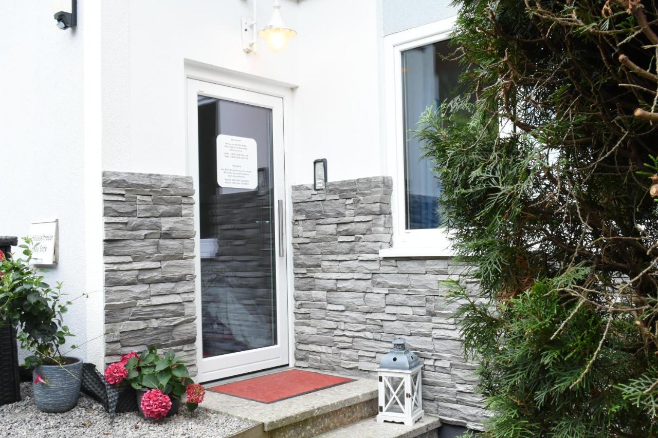 Haus Rs Apartment Ебен им Понгау Екстериор снимка